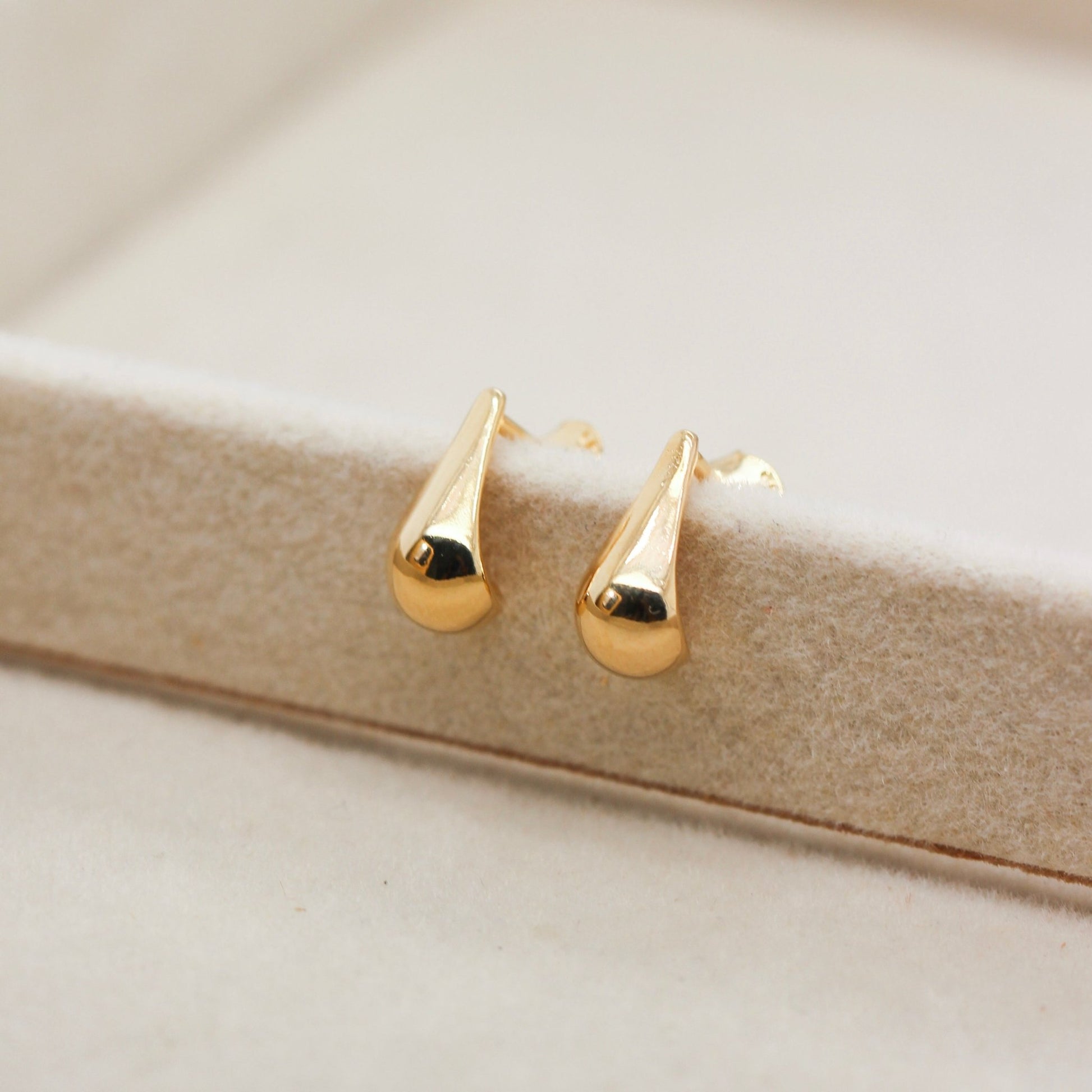 Teardrop Stud - Kahakai Collections